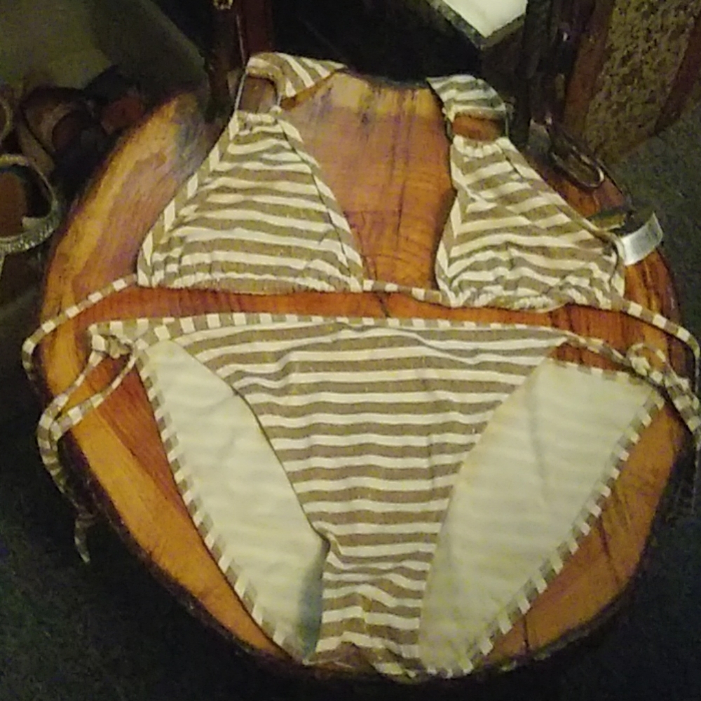 Bathing suit